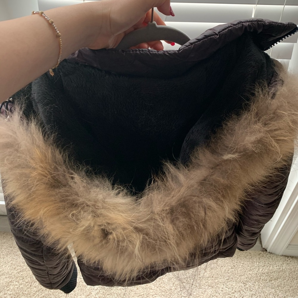 Puffer Jacket - Picture 8 of 9
